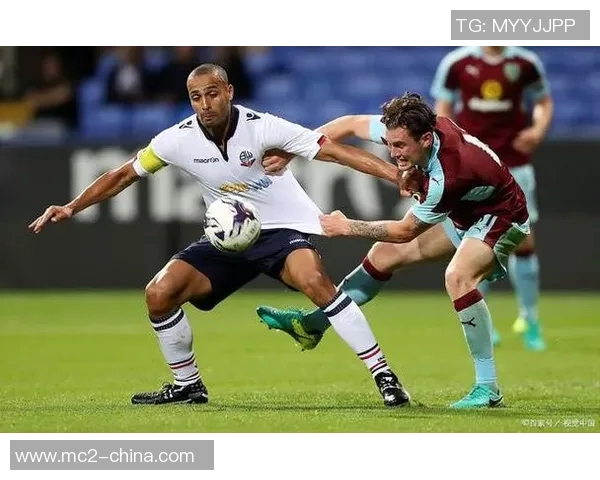 博尔顿与谢三周的激烈对决揭示足球战术的深层次博弈与精彩瞬间